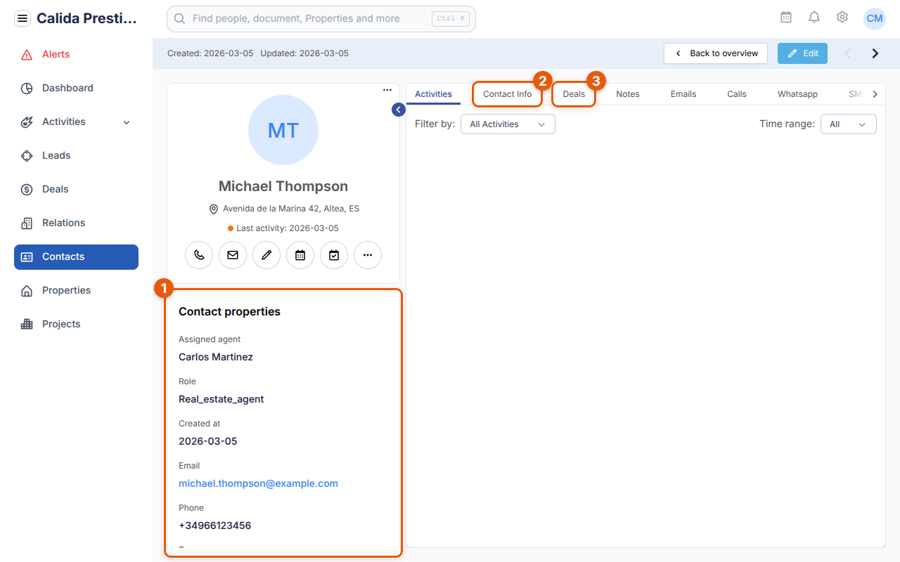 Die Seite eines Kontakts mit hervorgehobenen Kontaktdaten, dem Tab Contact Info und dem Tab Deals